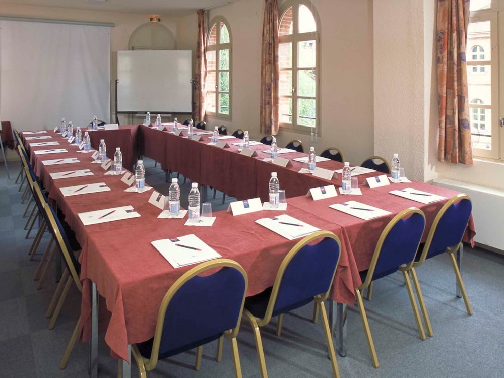 Mercure Albi Bastides 50/61