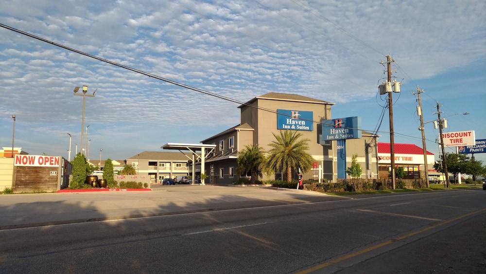 Haven Inn & Suites 50/63