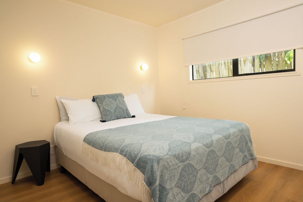 DELUXE, APARTMENT