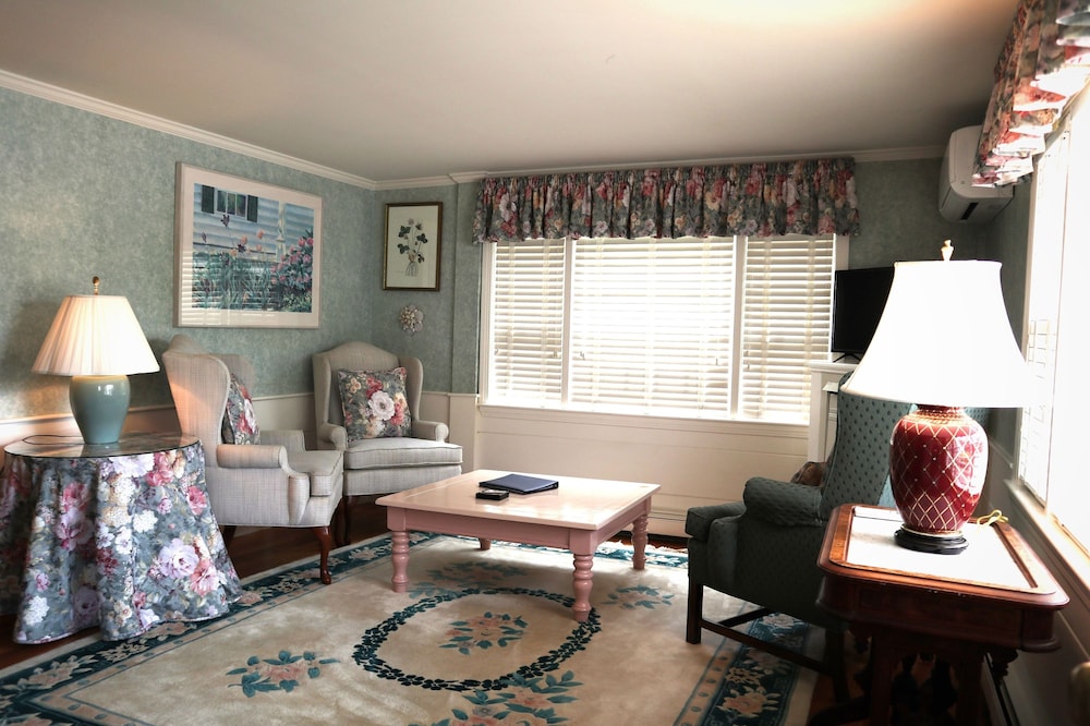 The Whalewalk Inn & Spa 26/50