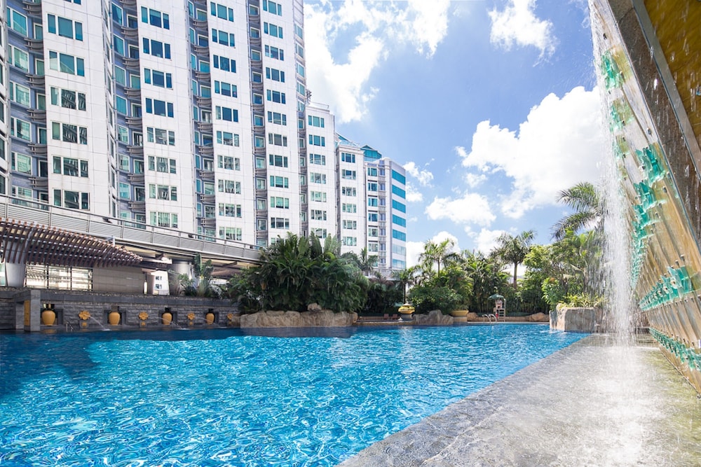 Kowloon Harbourfront Hotel 3/48
