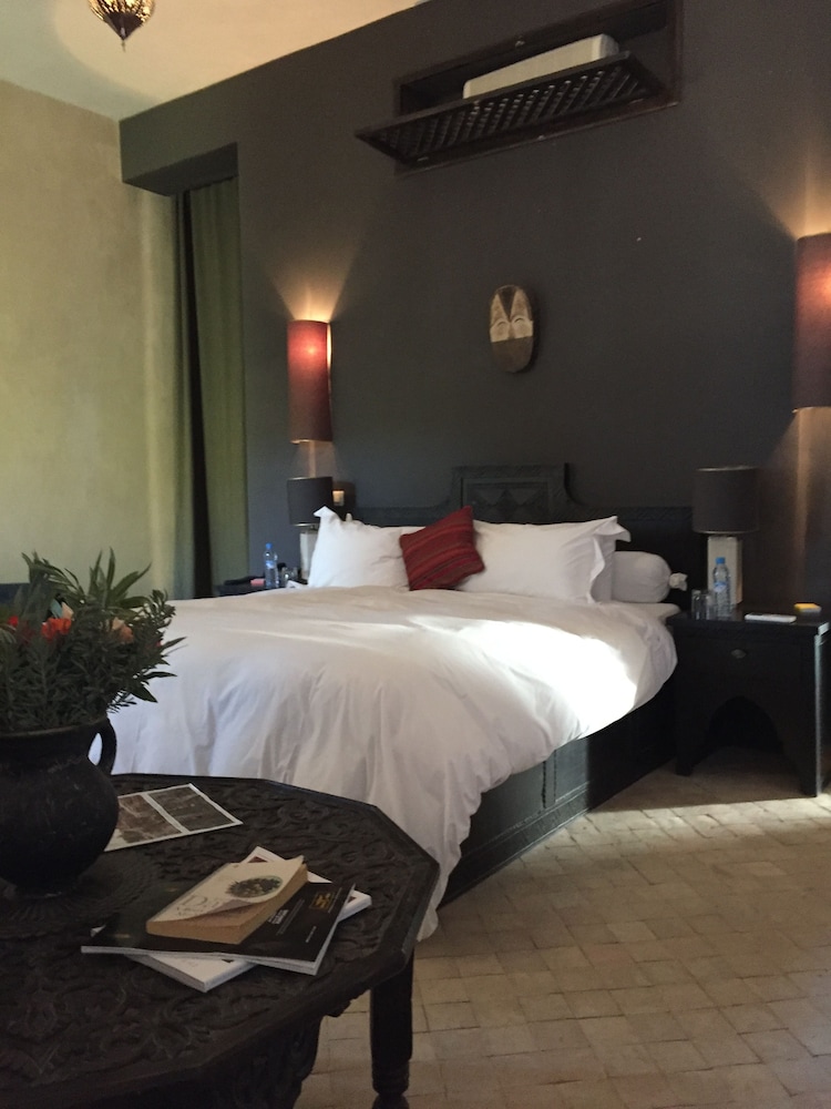 The Capaldi Hotel 9/50