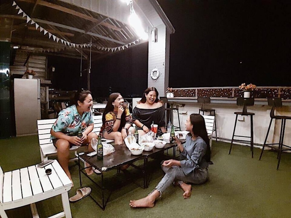 Jetty Huahin Hostel 50/77