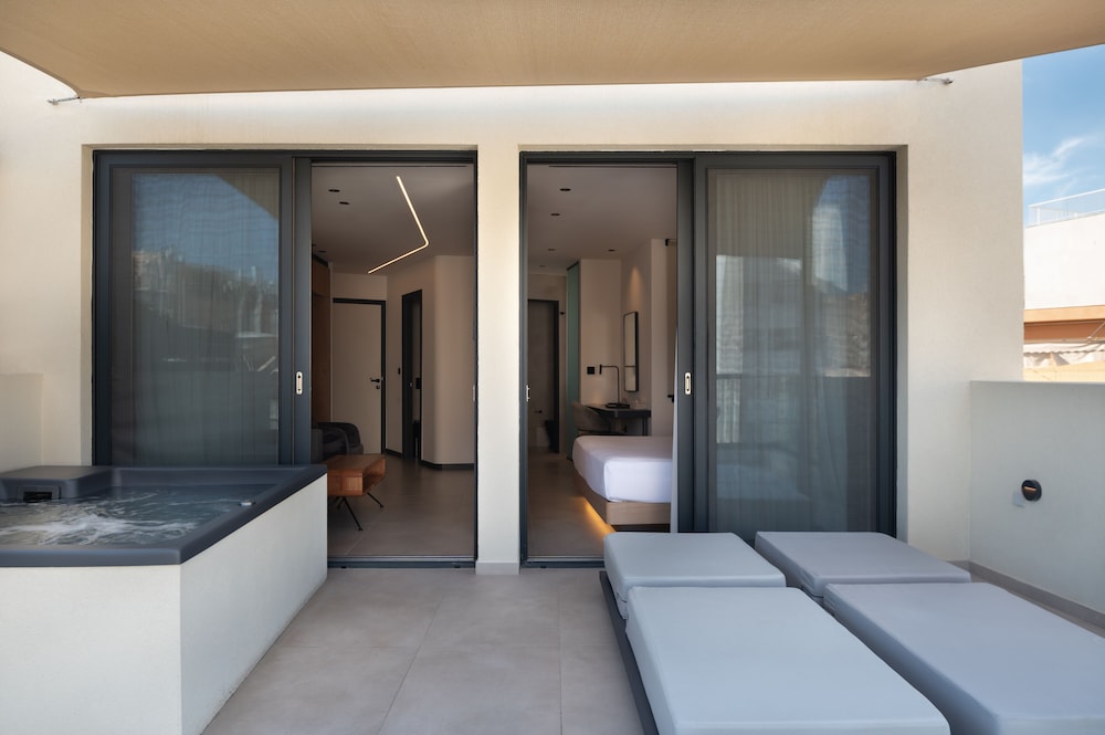 Nema Hotel Athens 5/34