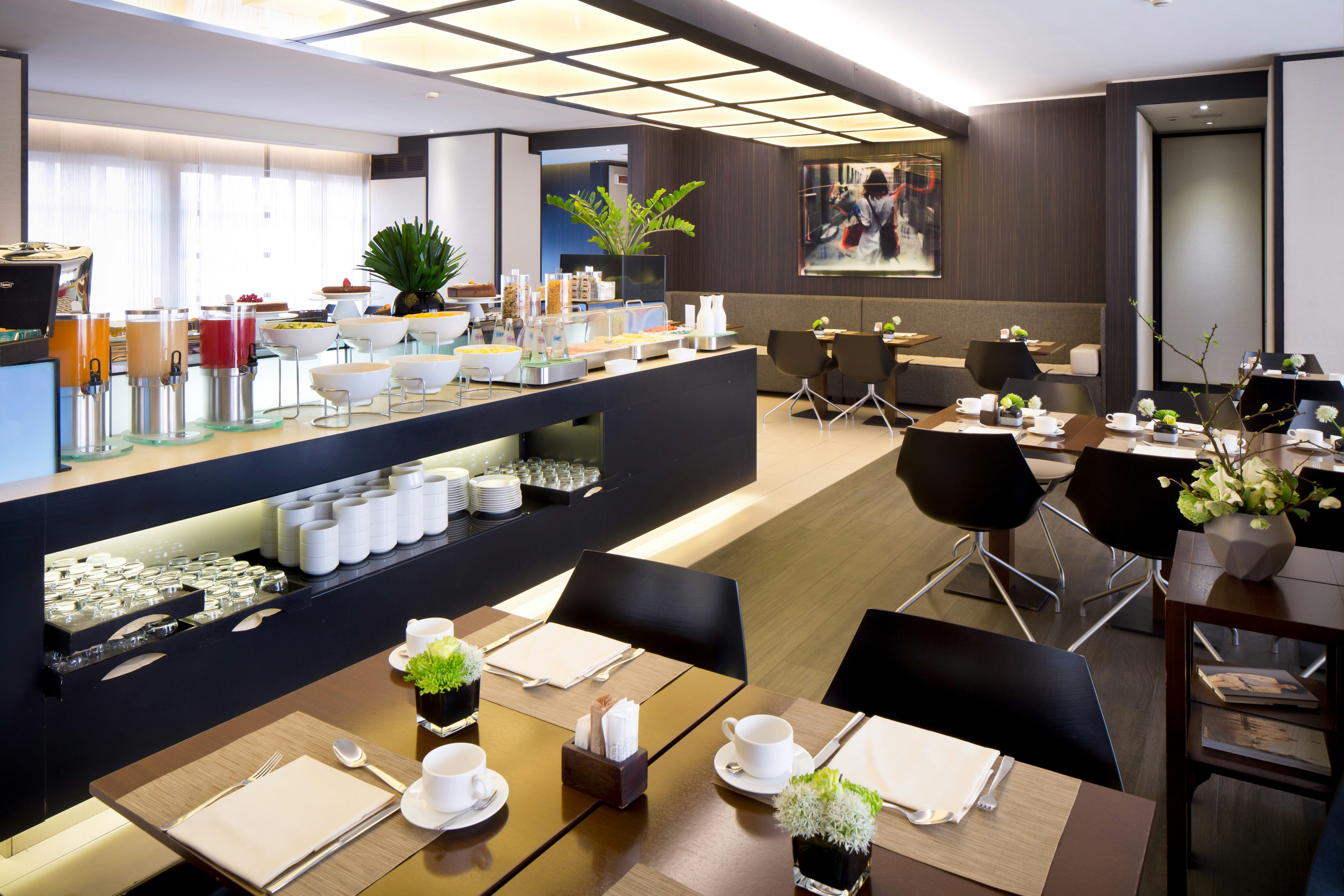 Starhotels Tourist 33/45