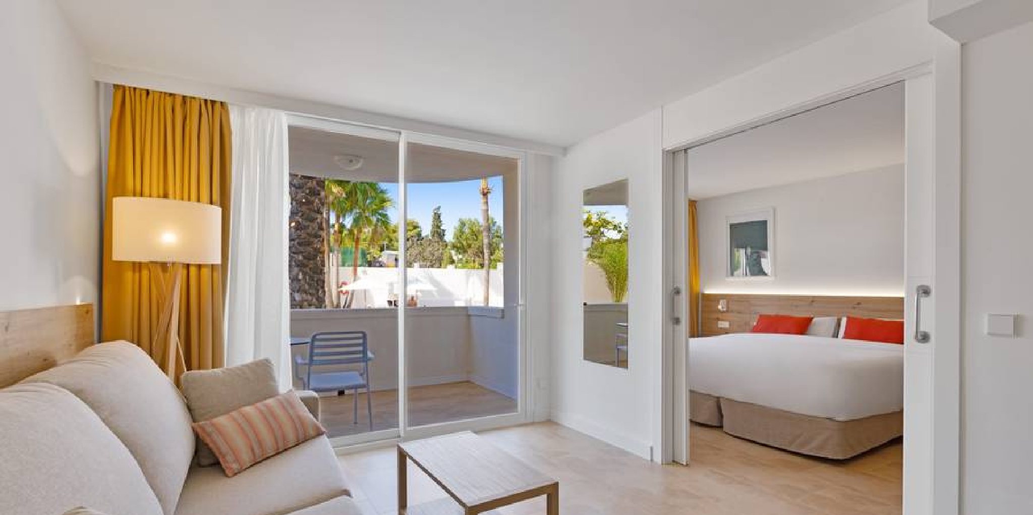 Palmanova Beach Apartments by TRH 33/62
