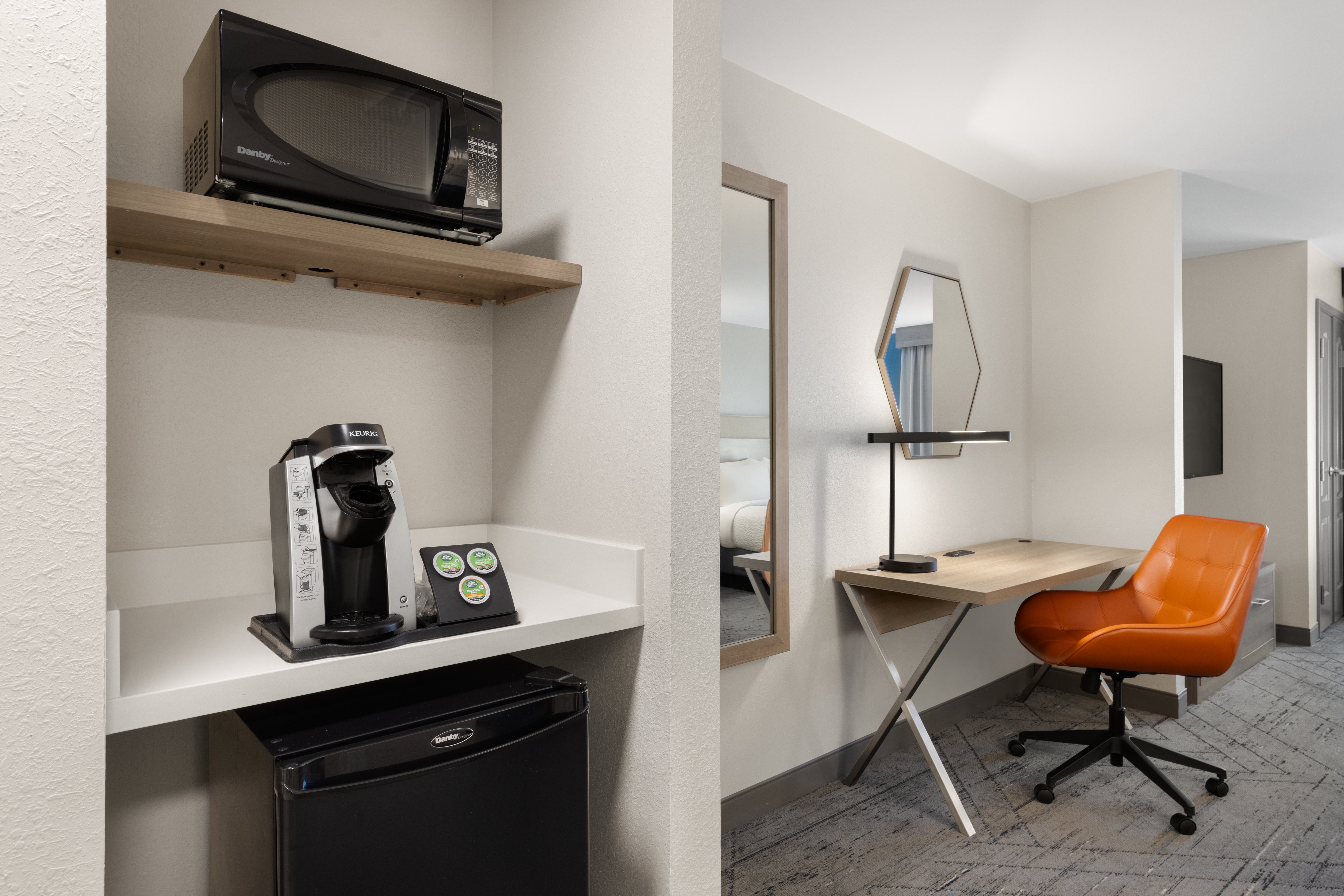 Holiday Inn Express Savannah Airport Ex Comfort Suites 48/54
