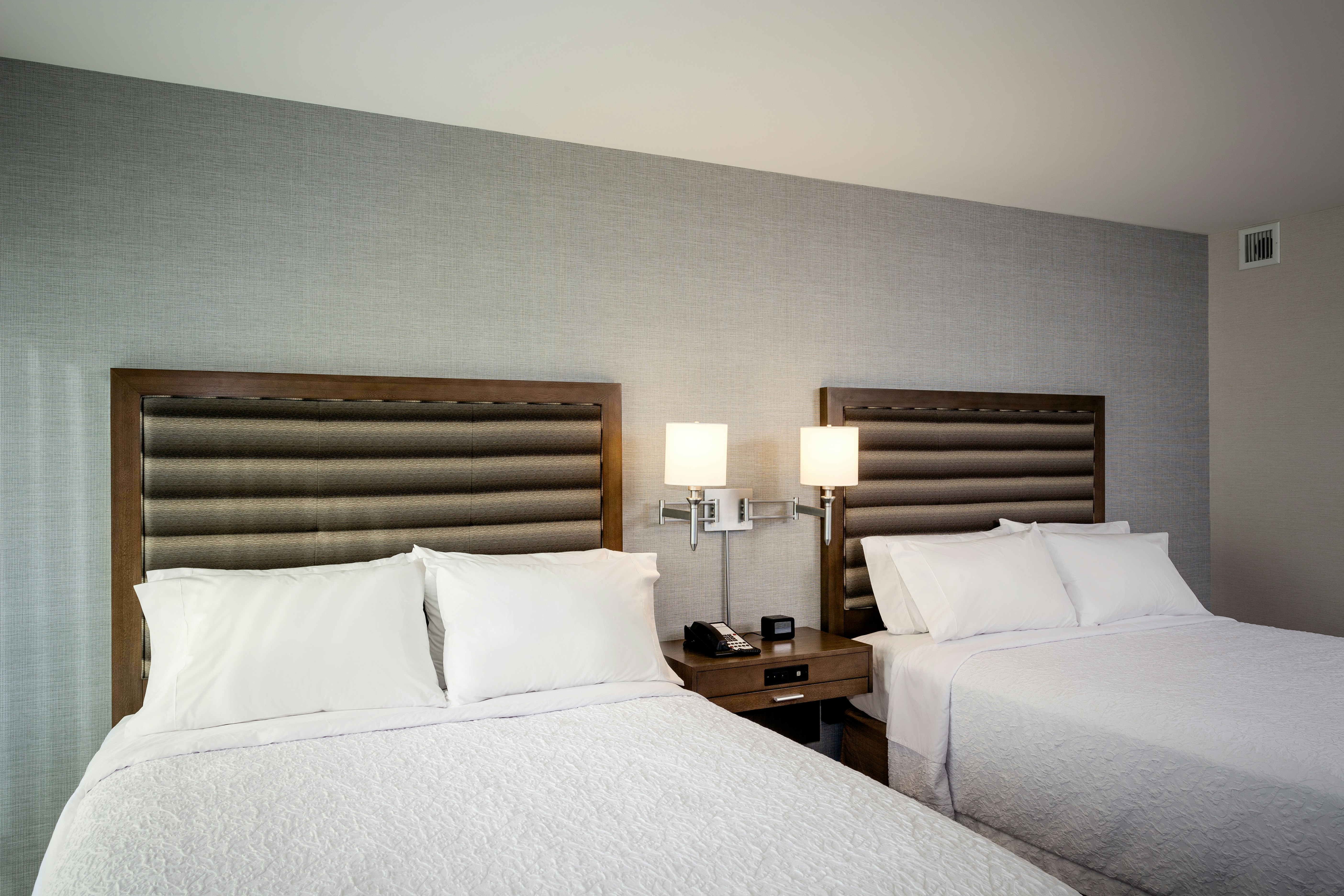 ROOM, 2 QUEEN BEDS