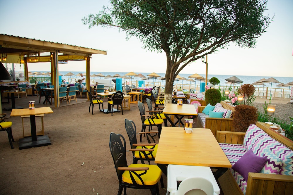 Kara Kedi Beach Bungalow 28/50