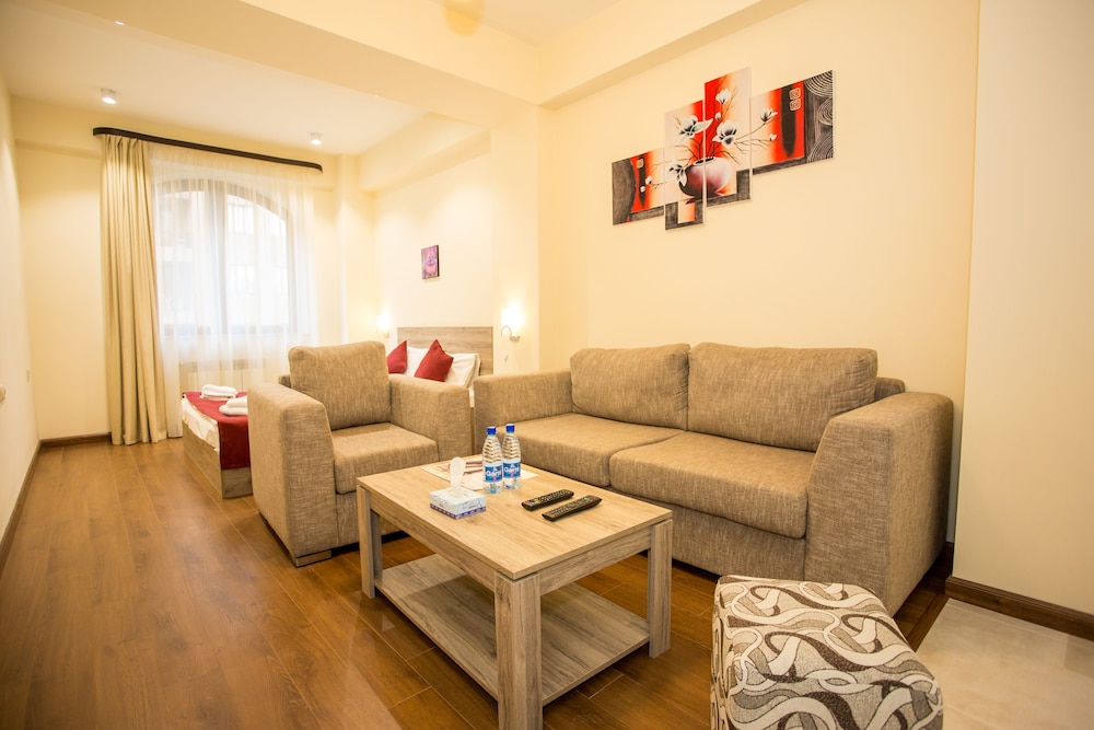 Welcome City Center Apartments 28/50