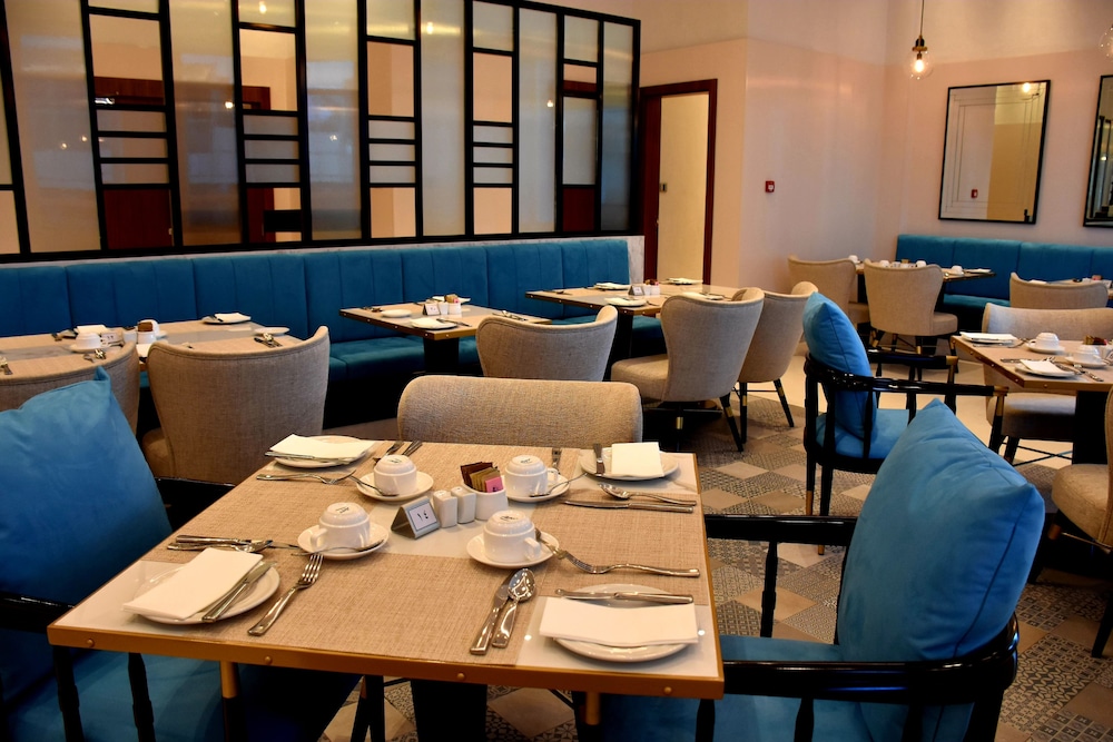 restaurant-cafeteria
