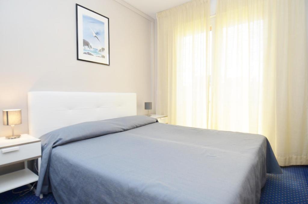 Ute Hotel 8/40