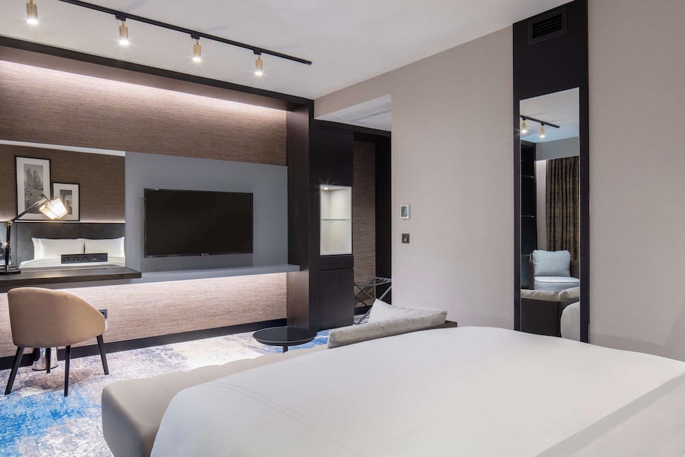 Radisson Hotel Izmir Aliaga 18/68
