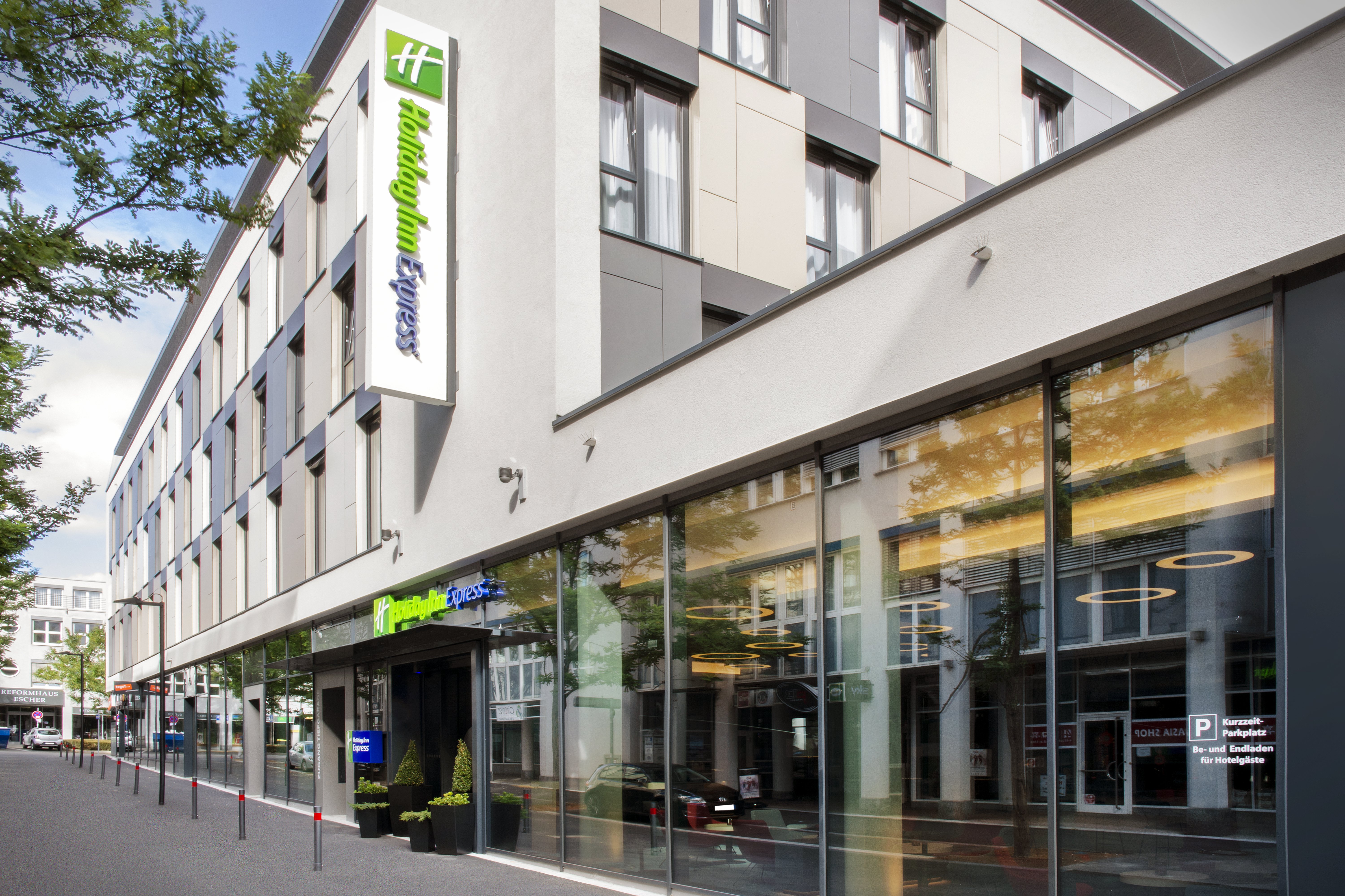 HOLIDAY INN EXPRESS STUTTGART - WAIBLINGEN 2/69