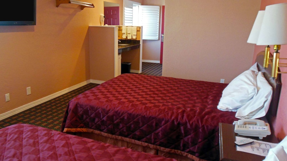 Americas Best Value Inn Seaside North 6/19