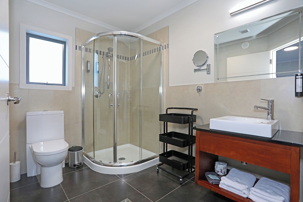 City Corporate Motor Inn 37/42