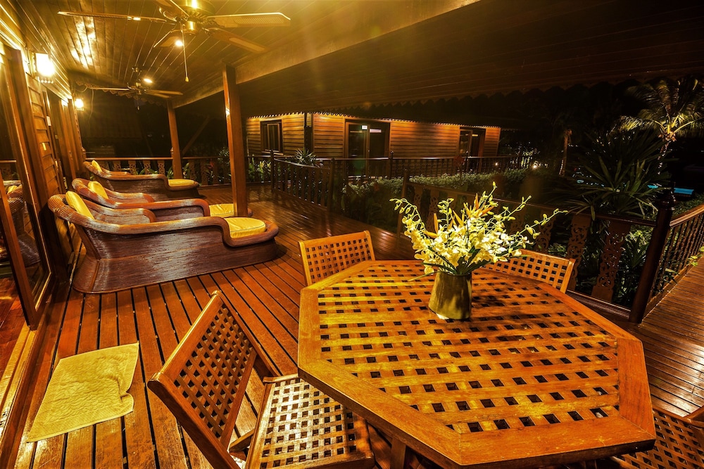 Erawan Villa Hotel 26/50