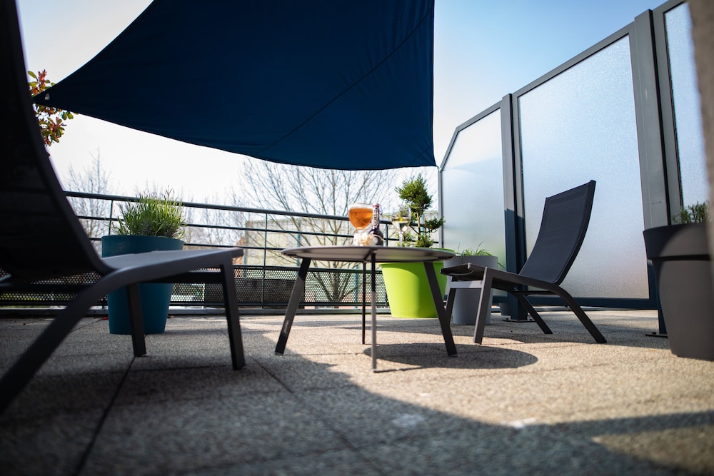 HOLIDAY INN EXPRESS ARRAS 48/78