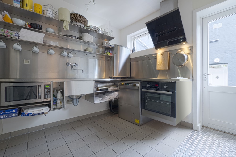 Milling Hotel Mini 11 6/56