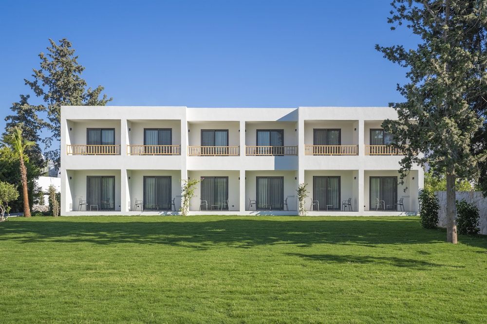 Regia Mare Beach Boutique Hotel 48/50