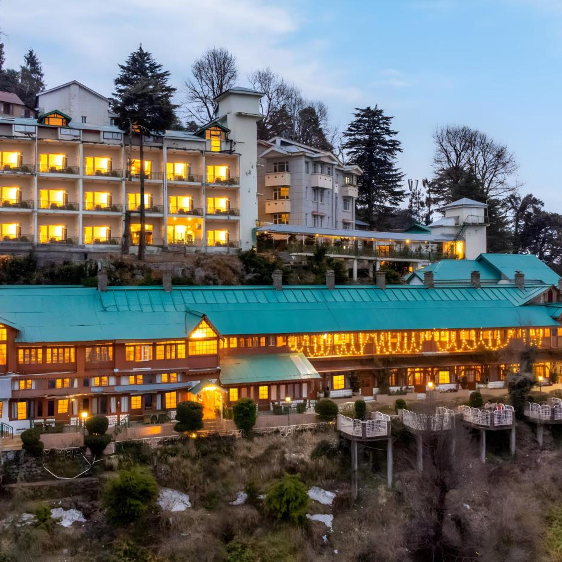 GRAND VIEW HOTEL 2/51