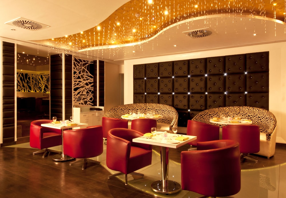 The Crown, Bhubaneswar - IHCL SeleQtions 27/49