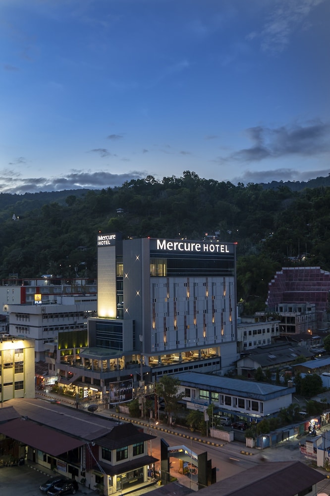 Mercure Hotel Jayapura 7/61