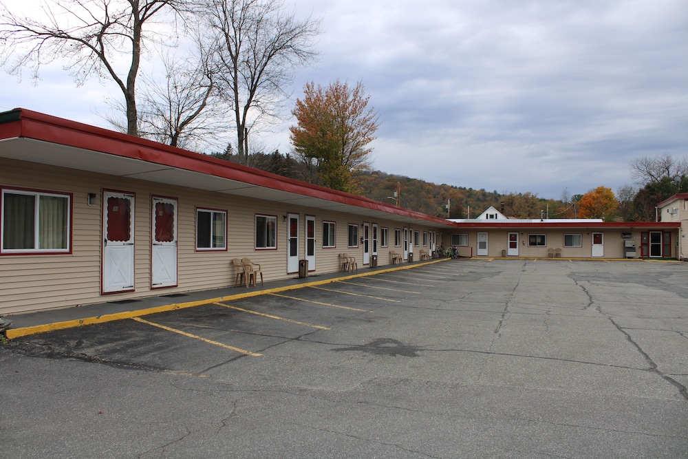 Claremont Motor Lodge 2/29
