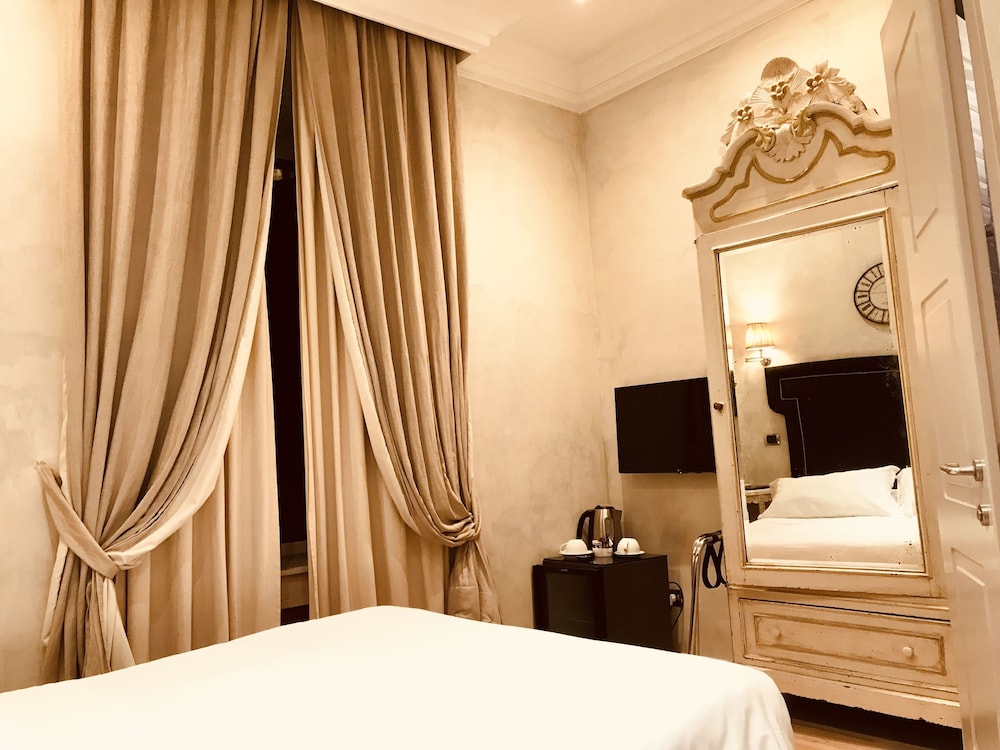 Mdm Luxury Rooms Guest House 7/50