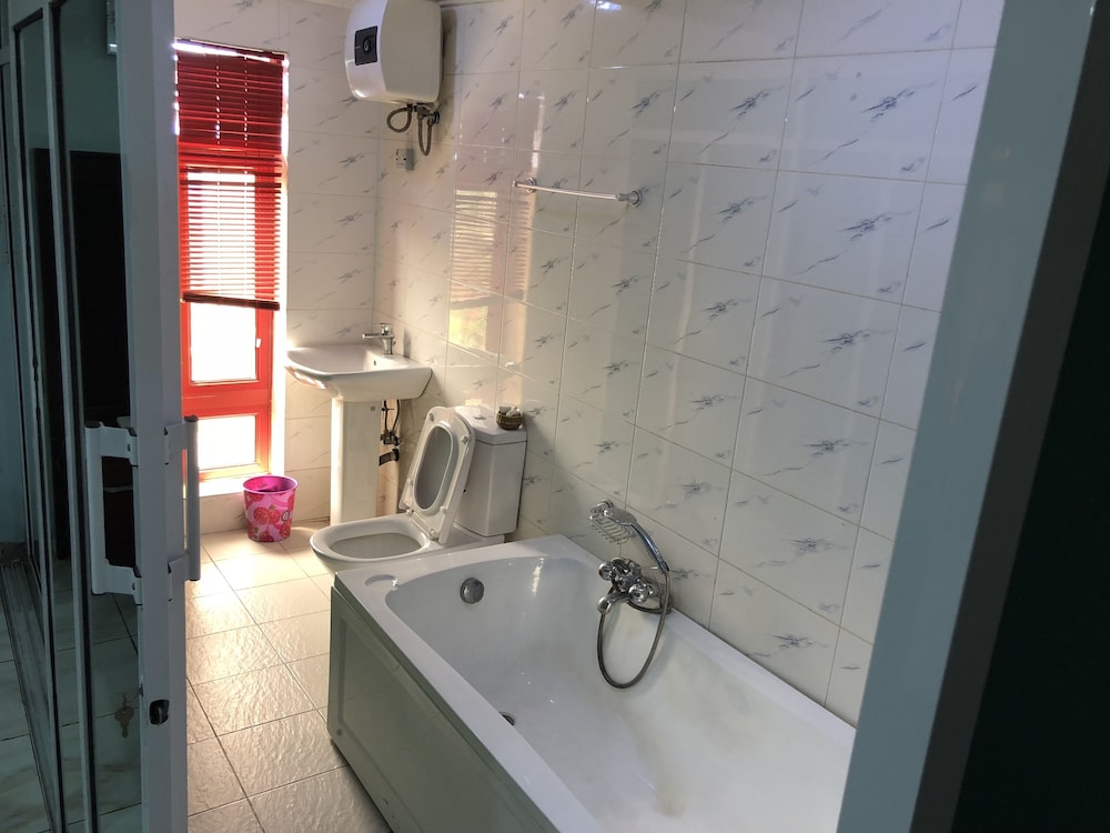 Virginrose Resorts 34/37