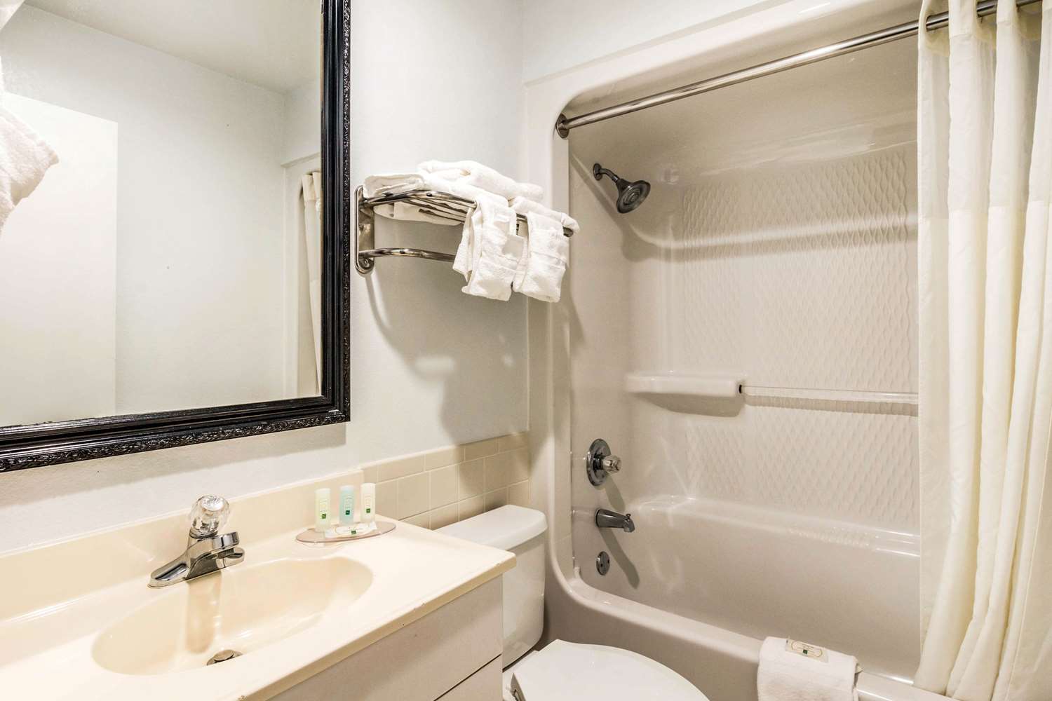 Quality Inn Near Six Flags 29/29