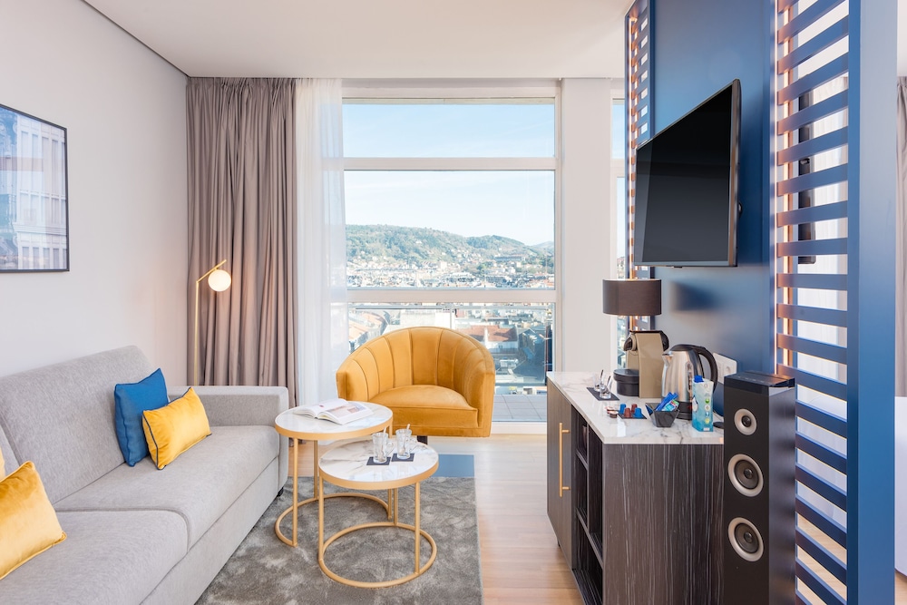 Hotel San Sebastian Orly, Affiliated by Melia 29/67