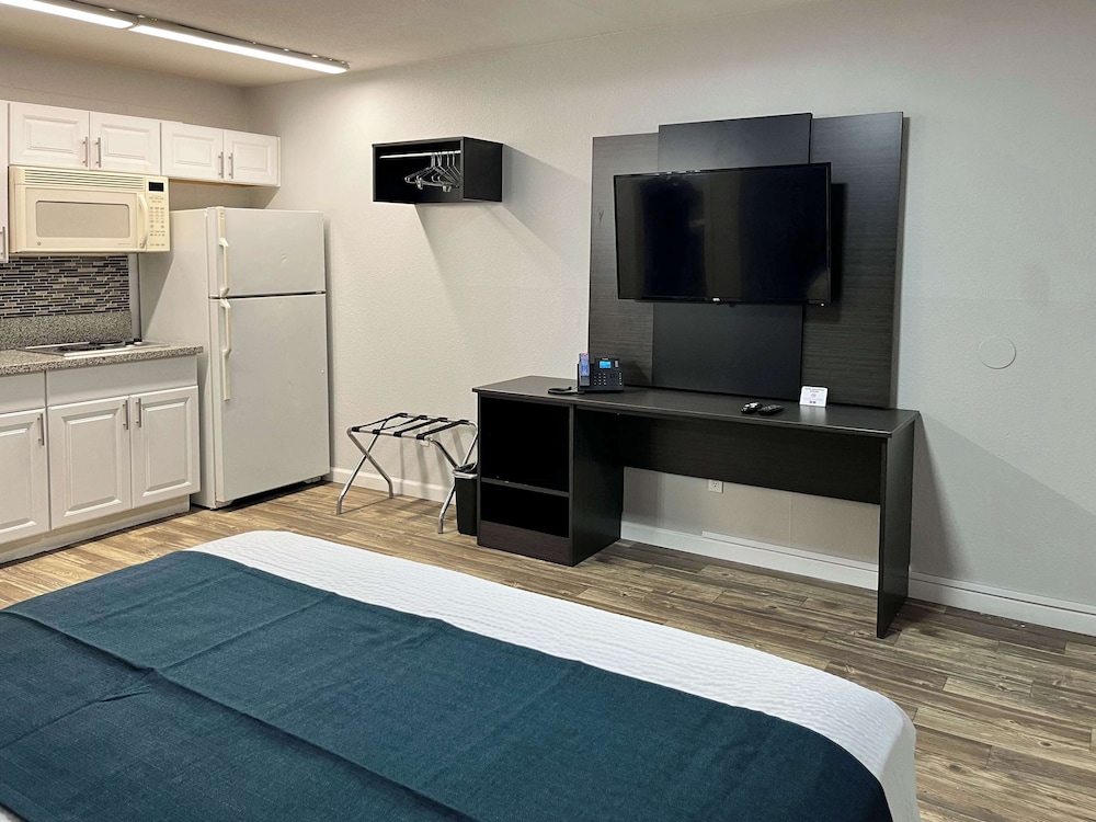 Motel6 Las Vegas, NV - Downtown Fremont St 21/31