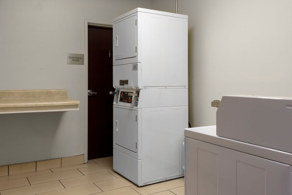 Fairfield Inn Tallahassee North/I-10 24/55