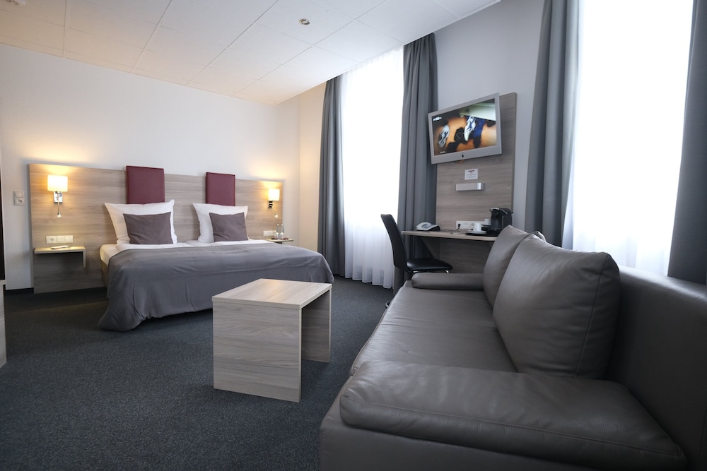 TOP Hotel Hohenstaufen 15/57