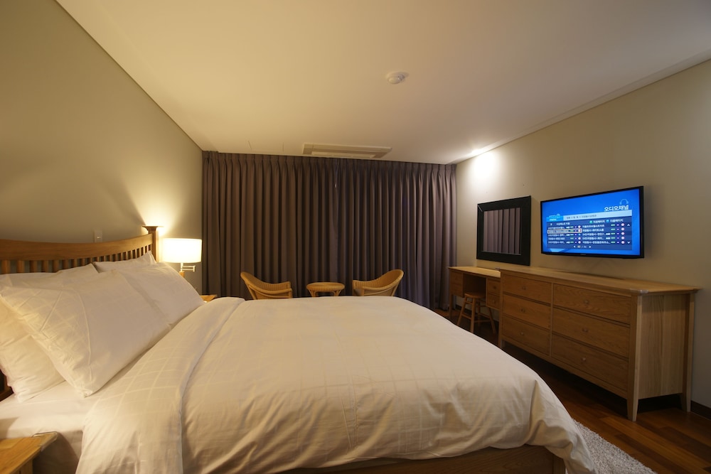 Illeinn Hotel 10/32