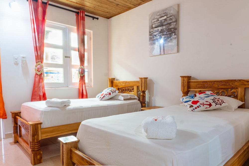 Hotel Isla Lizamar 25/60