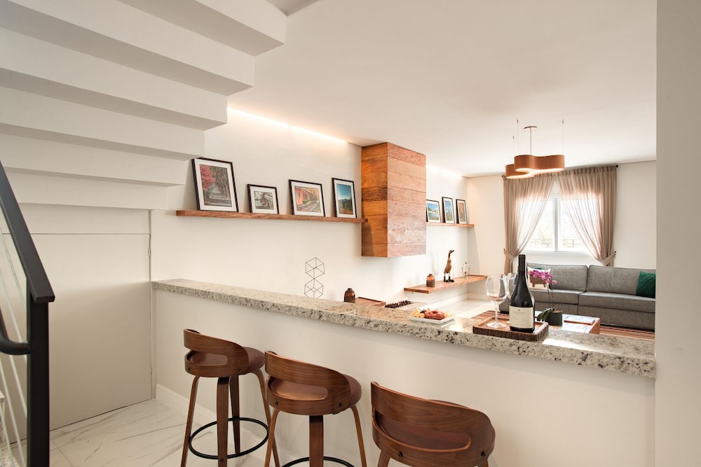 Altitude Lodge 30/33