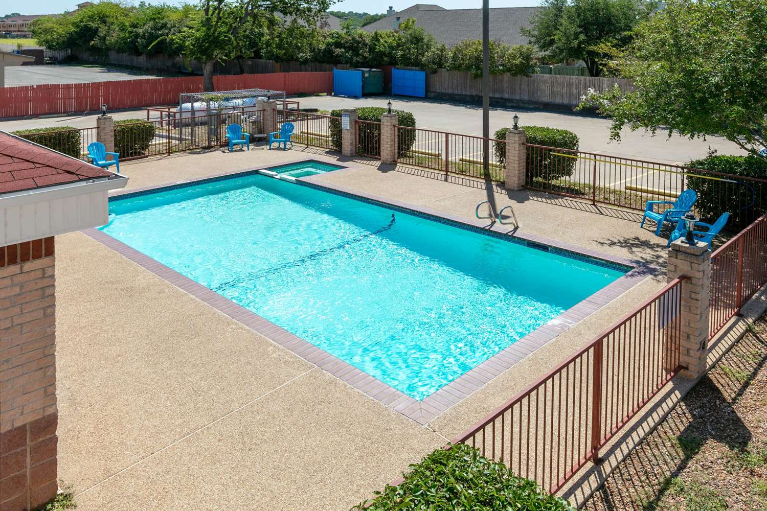 Days Inn By Wyndham Granbury 34/49