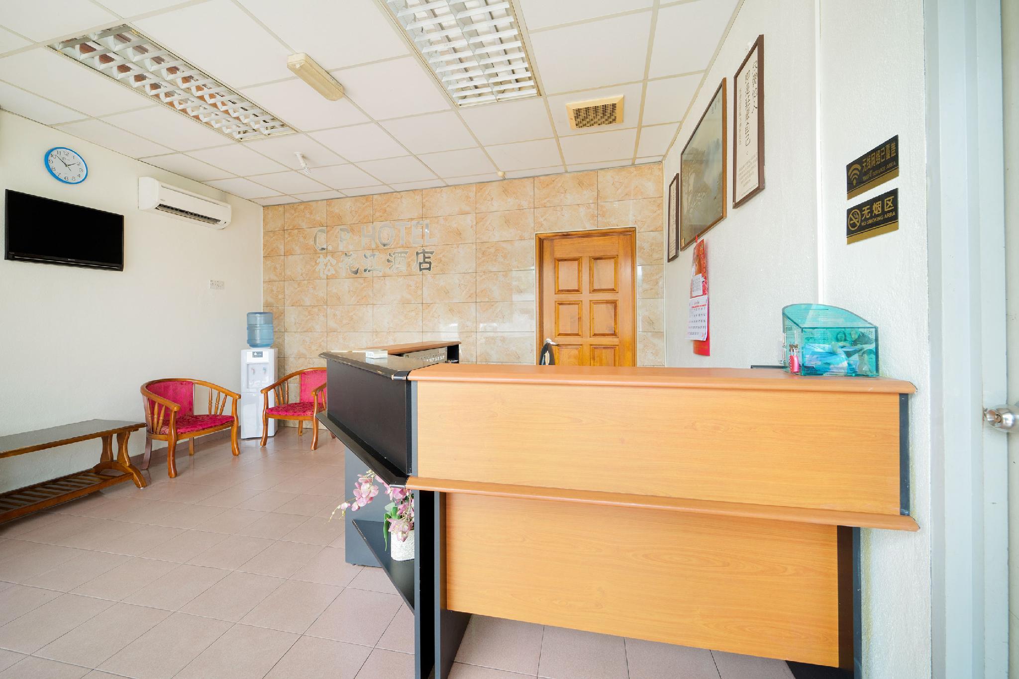 OYO 89461 Cp Hotel 9/32