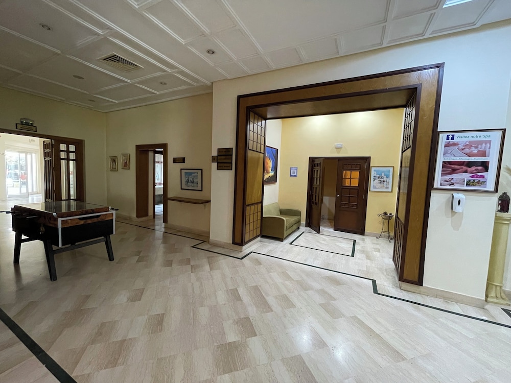 Marina Palace 17/69