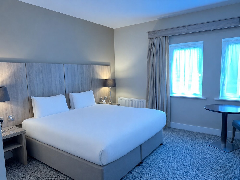 Wilton Hotel Bray 24/69