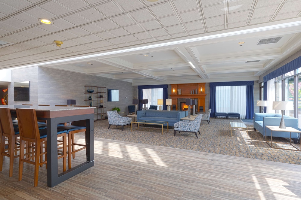 Coast Wenatchee Center Hotel 12/49