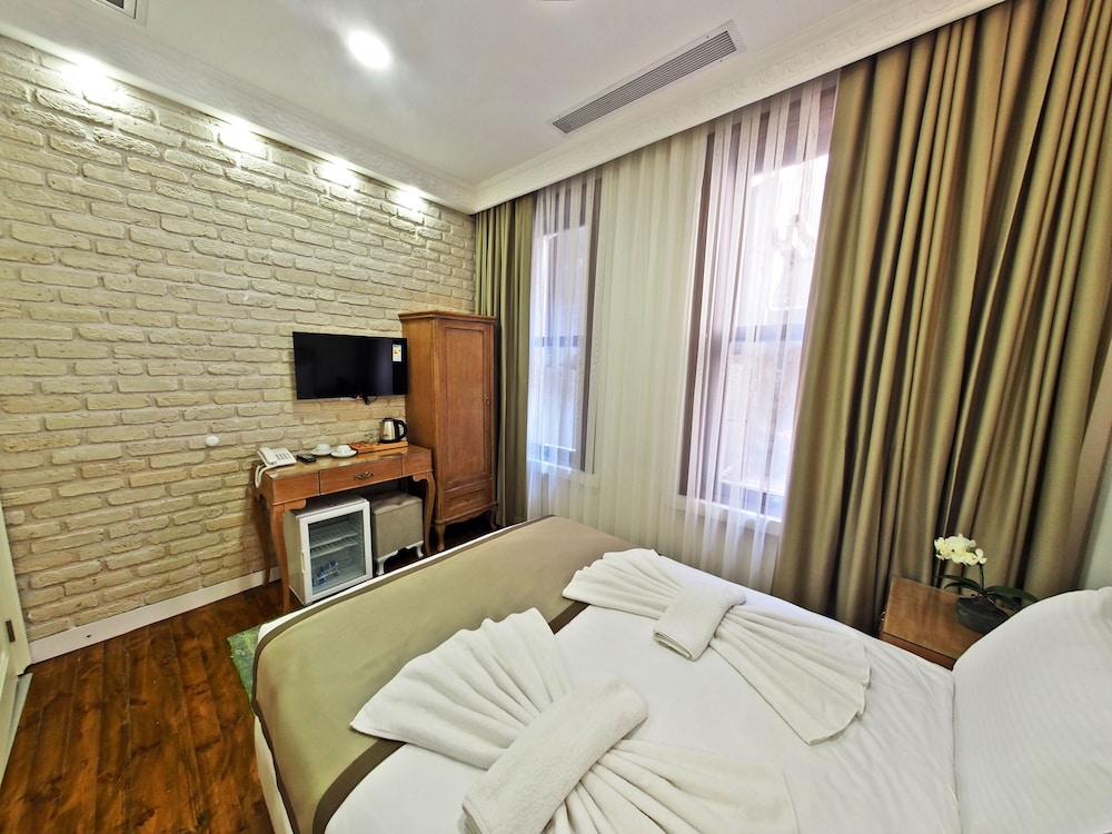Nusret Bey Hotel 13/32