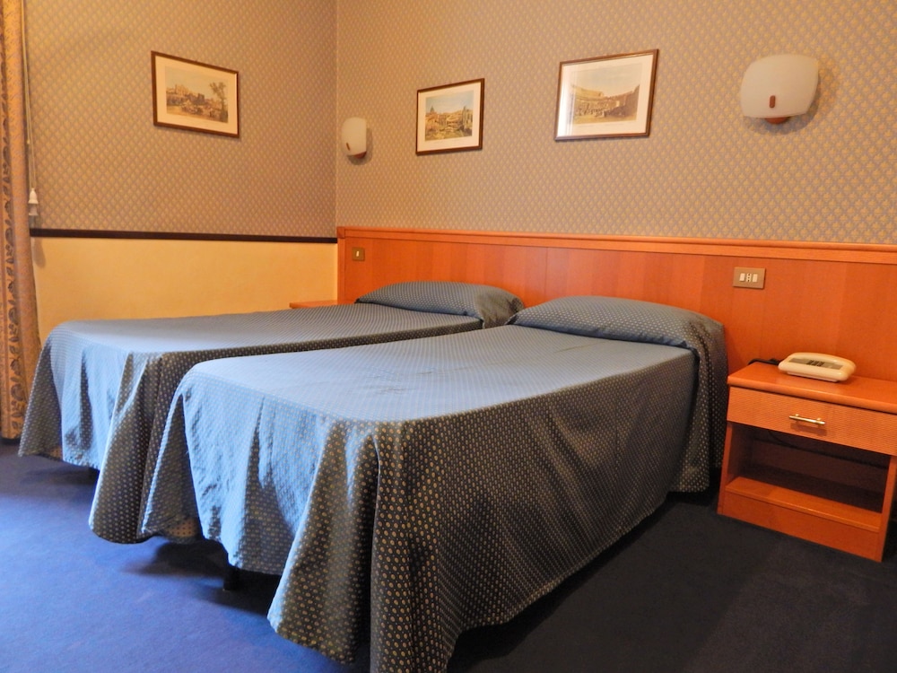 Hotel Garda Roma 21/60