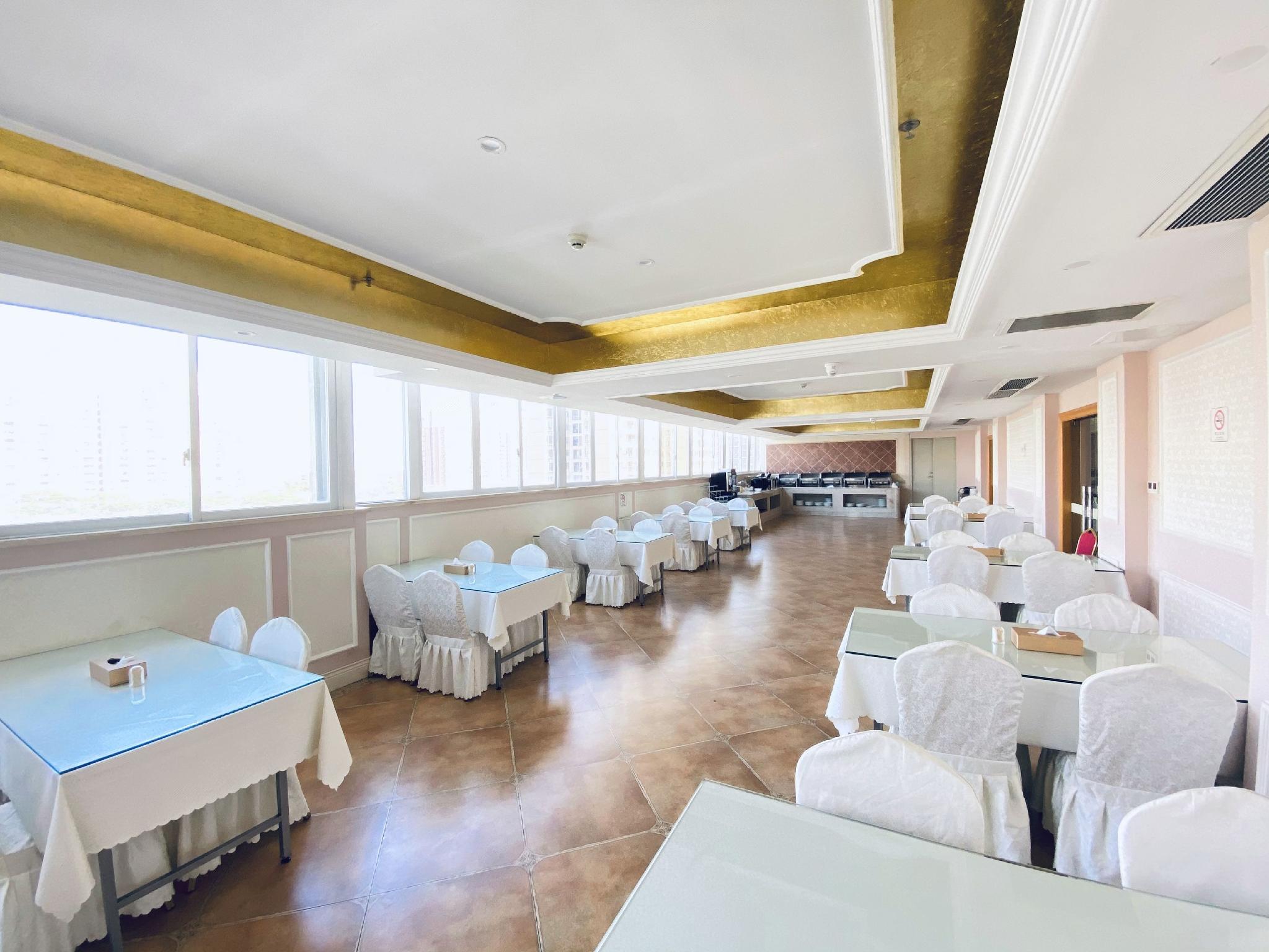 Vienna International Hotel (Huizhou Jiangbei Sanxin) 38/58