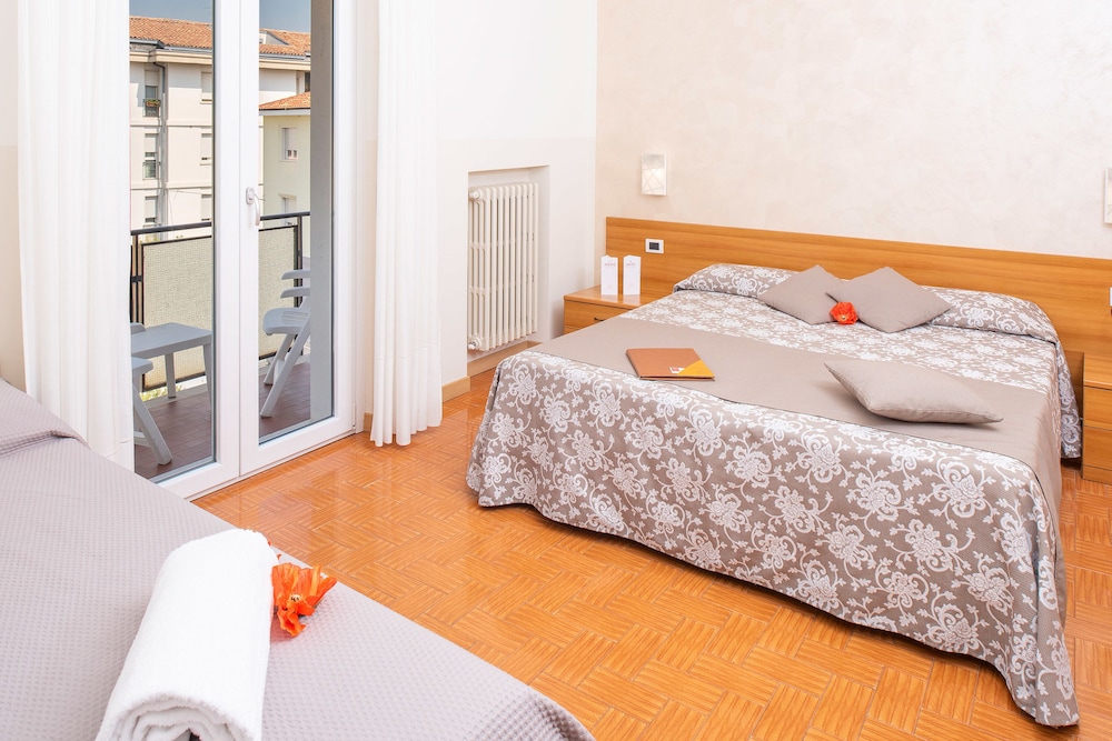 Hotel Taormina 33/78