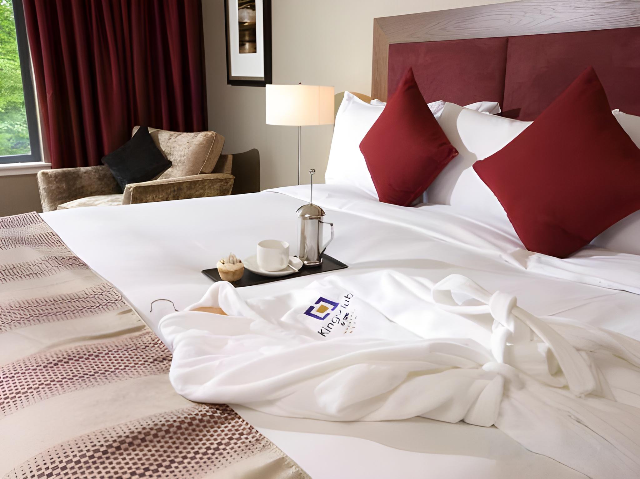 Cocoon, Executive, King Bed, Queen Bed