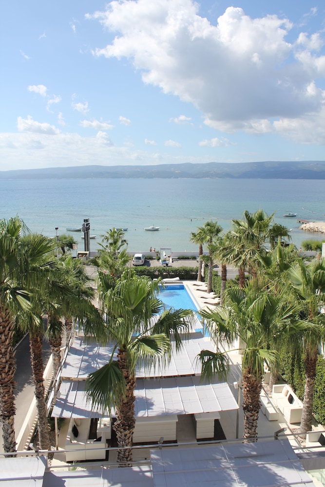 Hotel Damianii 72/75