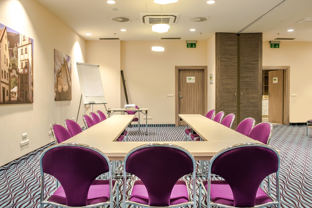 Hotel Ibis Styles Walbrzych 60/70